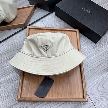 Prada Hat 01