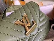 LV Multi Pochette New Wave Green M56471 Size 21 x 13 x 6.5 cm - 2