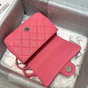 Chanel Flap Bag Caviar Leather Pink Size 17cm  - 4