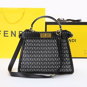 Fendi Peekaboo Black Size 33 x 12 x 24 cm