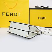 Fendi Peekaboo White Size 33 x 12 x 24 cm - 6