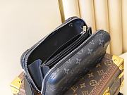 LV Horizon Clutch Monogram Eclipse Canvas in Grey Bags M45579 Size 21 x 11 x 6 cm - 4