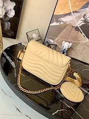 LV New Wave Multi Pochette Yellow M56466 Size 21 x 13 x 6.5 cm - 5