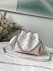 Louis Vuiton Bella Light Pink M57855 Size 19 x 22 x 14 cm - 1