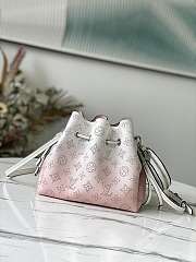 Louis Vuiton Bella Light Pink M57855 Size 19 x 22 x 14 cm - 2