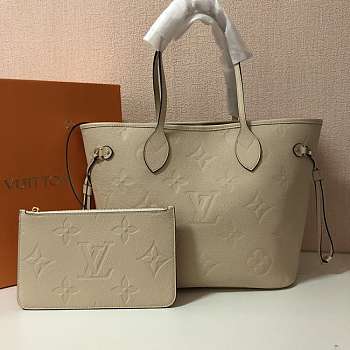 LV NEVERFULL MM M45684 Cream Size 31 x 28 x 14 cm