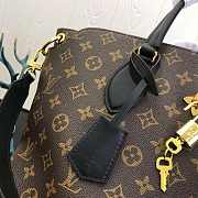 LV Original Monogram Flower Zipped Tote Mm Black M44347 Size 36 x 28 x 17 cm - 6