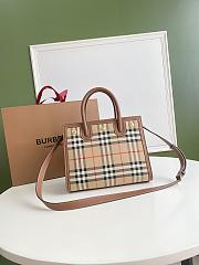 Burberry Vintage Tote Size 26 x 13.5 x 20 cm - 3