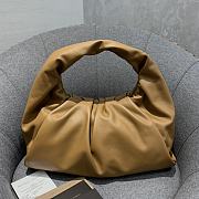 Bottega Veneta The Shoulder Pouch Caramel 610524 Size 40 x 32 x 22 cm - 1