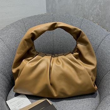 Bottega Veneta The Shoulder Pouch Caramel 610524 Size 40 x 32 x 22 cm