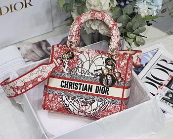 Dior Lady Love Series M8002 Size 24 x 20 x 11 cm