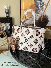 LV Neverfull M45819 Wild at Heart Size 31 x 28 x 14 cm - 1