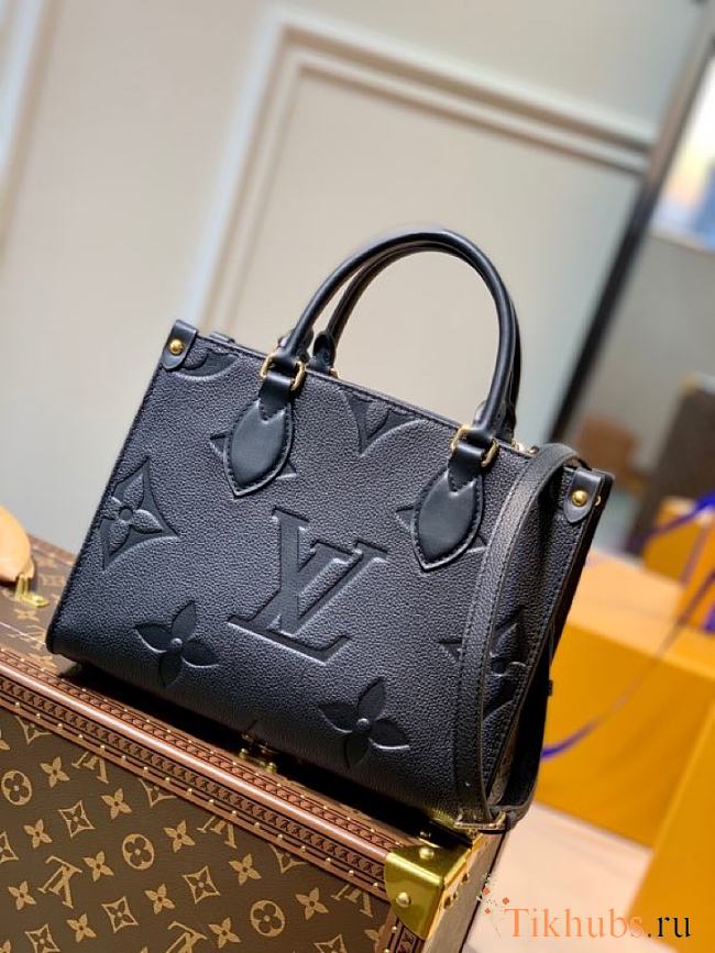 LV Onthego Small Black M45653 Size 25 x 19 x 11.5 cm - 1