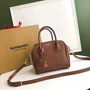 Burberry Cube-Cube Bag Size 34 x 19 x 21 cm - 1