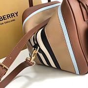 Burberry Cube-Cube Bag Size 34 x 19 x 21 cm - 3