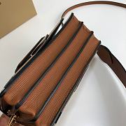 Burberry Ring Bag Size 20 x 8 x 17 cm - 6