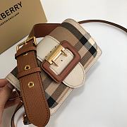 Burberry Ring Bag Size 20 x 8 x 17 cm - 5