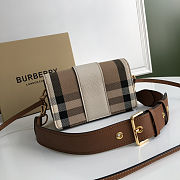 Burberry Ring Bag Size 20 x 8 x 17 cm - 2