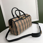 Burberry Bowling Bag Size 31 x 16.5 x 19 cm - 2