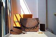 Louis Vuitton Giant Monogram Toilet Pouch M67692 Size 26 x 20 x 5 cm  - 5