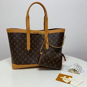 LV Tote Bag Monogram M44657 Size 41 x 31.5 x 15 cm