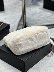 YSL Loulou Puffer White 577476 Size 29 × 17 × 11 cm - 6