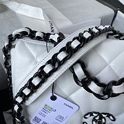 Chanel 21 Autumn White Size 26 cm - 5