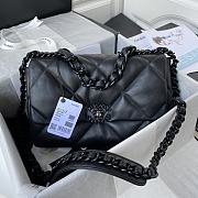 Chanel 21 Autumn Black Size 26 cm - 1