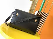 YSL Manhattan Baguette Small Black 675626 Size 24 x 17.5 x 6 cm - 6