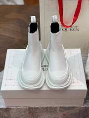 Alexander McQueen Boots Leather in White - 3