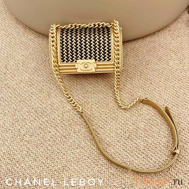 Chanel Crocodile Pattern With Light Gold Buckle 67086️ Size 20 cm - 1