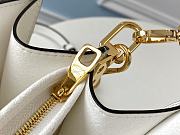 Louis Vuitton Dauphine MM White M55836 Size 25 x 17 x 10.5 cm - 4