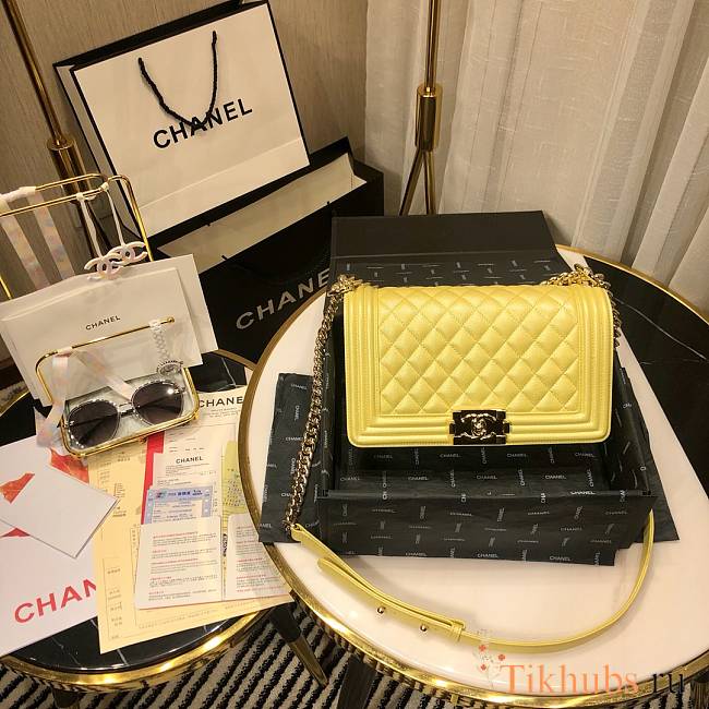 Chanel Leboy Yellow 67086 Size 25 cm - 1