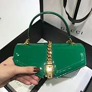 Gucci Sylvie 1969 Black Patent Leather Top Handle Bag Green Size 20 x 14 x 5 cm - 6