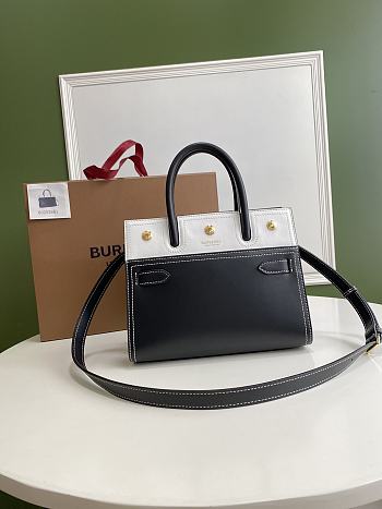 Burberry Title-Tyler Handbag Black Size 26 x 13.5 x 20 cm