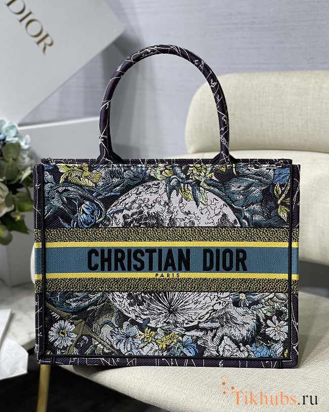 Dior Tote Bag Blue Constellation Embroidery M1286 Size 36.5 x 28 x 17.5 cm - 1