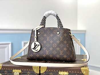 Louis Vuitton Montaigne BB Monogram M45311 Size 29 x 20 x 13 cm