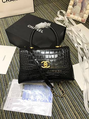 Chanel Crocodile Messenger Chain Bag Black A93050 Size 25 × 15 × 12 cm