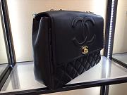 Chanel CF Big Logo Lambskin Size 33 x 22 x 9.5 cm - 4