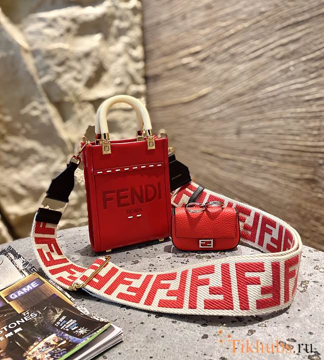 Fendi Bag Red 8398A Size 13 × 6 × 18 cm - 1