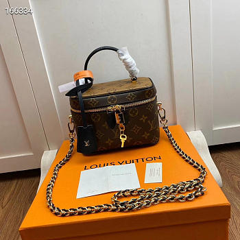 LV Monogram Canvas Mini Bag M42264 Size 14 × 19 × 10 cm