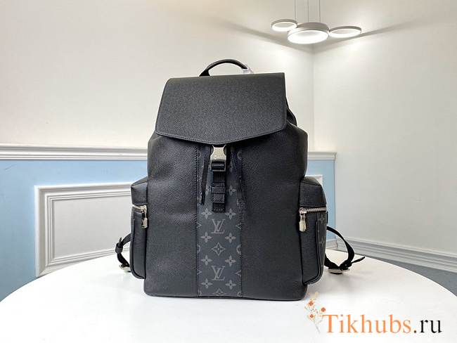 LV Backpack M30417 Size 37 x 45 x 19 cm - 1