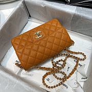 Chanel CF Orange 112 Size 20 cm - 2