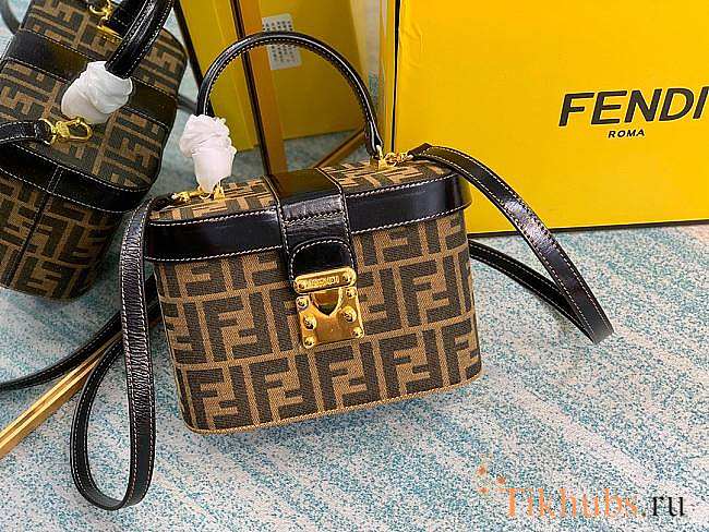 Fendi Monogram FF Brown Box Size 18 x 10 x 12 cm - 1