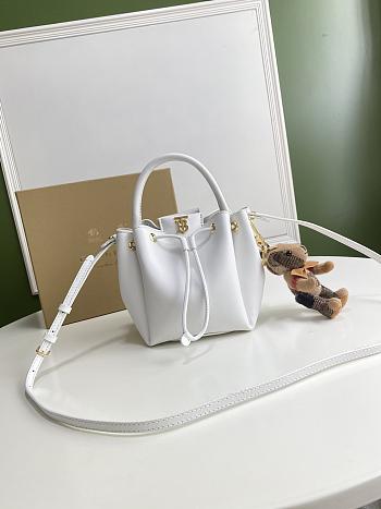 Burberry Bucket Bag White Size 16 x 15 x 17.5 cm