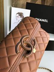 Chanel Flap Bag 57275 Size 13 x 4 x 21 cm - 2