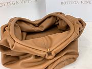 Bottega Veneta Cloud Pouch Brown 576227 Size 40 x 18 x 18 cm - 3