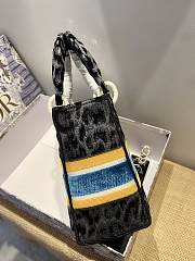 Dior Lady 01 Size 24 x 20 x 11 cm - 4