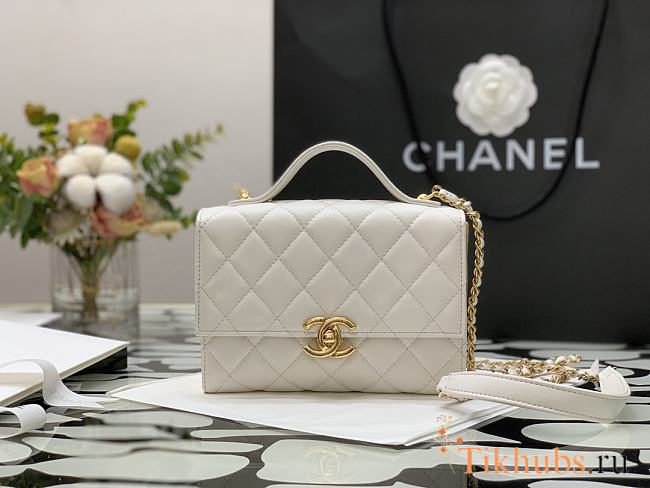 Chanel Mirror Box Bag White 99105 Size 12 x 5 x 17 x 5.5 cm - 1