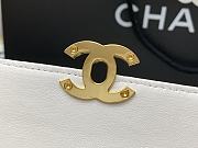 Chanel Mirror Box Bag White 99105 Size 12 x 5 x 17 x 5.5 cm - 3